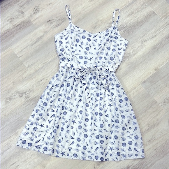 Coastal Chic Nautical Seashell Print Swiss Dot Cotton Sash Tie Waist Sun Dress - Picture 1 of 11